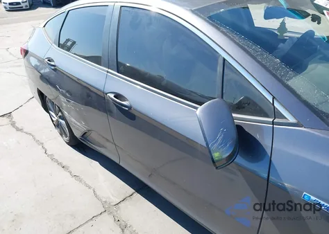 2019 Honda Clarity Plug-In Hybrid from USA, damaged, VIN JHMZC5F11KC005221